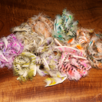 Hareline Black Barred Groovy Bunny Strips Yellow/Tan/White