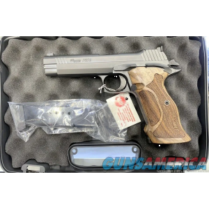 Sig Sauer P210 Target 9mm Pistol 5" BBL 8RD Nitron Walnut 210A-9-TGT NEW image