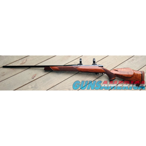 Weatherby Mark V Deluxe .300 Wby Mag image