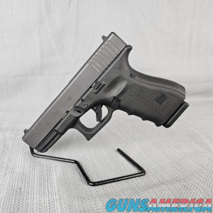 Glock 23 Gen 4 .40 S&W Pistol Black w/ 3 Mags image