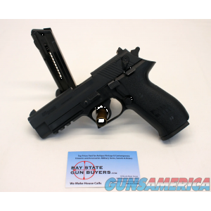Sig Sauer MOSQUITO semi-auto pistol .22LR (2) Mags CLEAN GUN image
