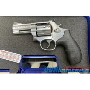 Smith & Wesson 686 Plus 357 Mag Revolver 3" BBL 7RD S&W 164300 NEW image