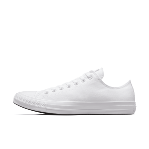 Nike Men's Chuck Taylor All Star Canvas Shoes in White | 1U647F-137