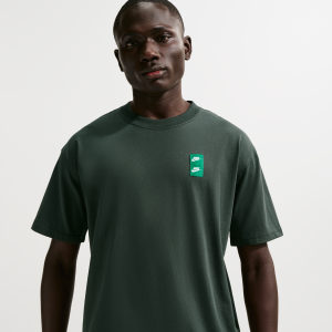Nike Nike Men's Golf T-Shirt in Green | IH2100-317 - $33.97 at Nike