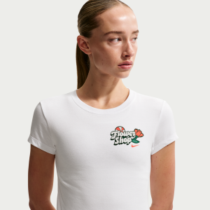 Nike Nike Women's Short-Sleeve Graphic Basketball T-Shirt in White | IM0298-100 - $31.97 at Nike
