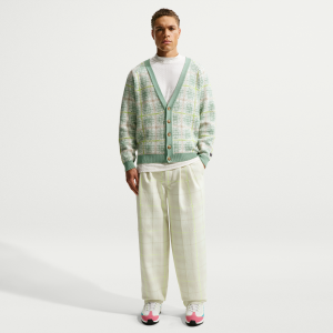 Nike Nike Men's Tartan Loose Golf Pants in White | IQ3879-133 - $87.97 at Nike