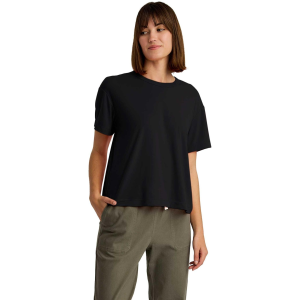 Free Fly Women's Elevate Lightweight T-Shirt