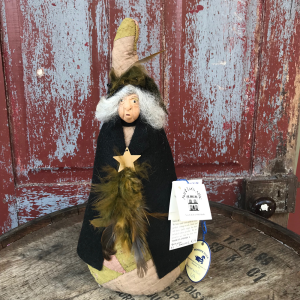 Image of Aunt Liz's Attic - Petronella Plume