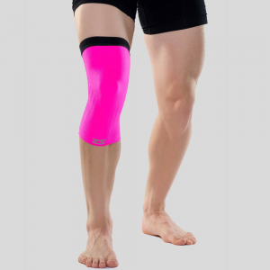 Zensah Knee Compression Sleeve | Pink | S/M | Christy Sports