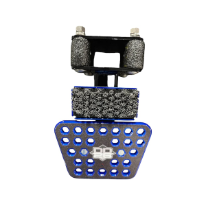 DD26 Fishing Access Step With Mean Clean Kick Brush Standard Blue