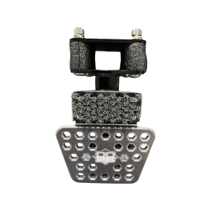 DD26 Fishing Access Step With Mean Clean Kick Brush Standard Silver