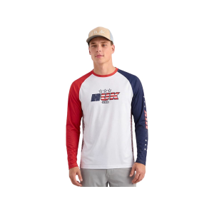Huk Men's Airweight USA Long Sleeve Crew Neck Shirt White Medium